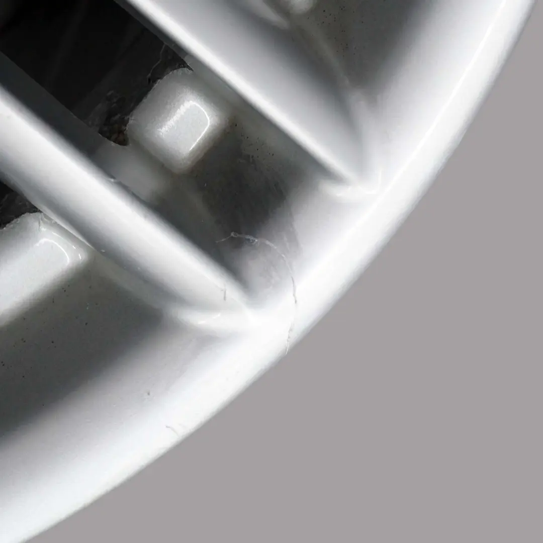 Jante en Alliage 18" Styling 94 ET:24 8J pour BMW 2 E65 E66 à propos du numéro de pièce 6753240 BMW 2 E65 E66 Jante en Alliage 18" Styling 94 ET:24 8J - SKU 6753240-2 - Numéro de pièce 6753240