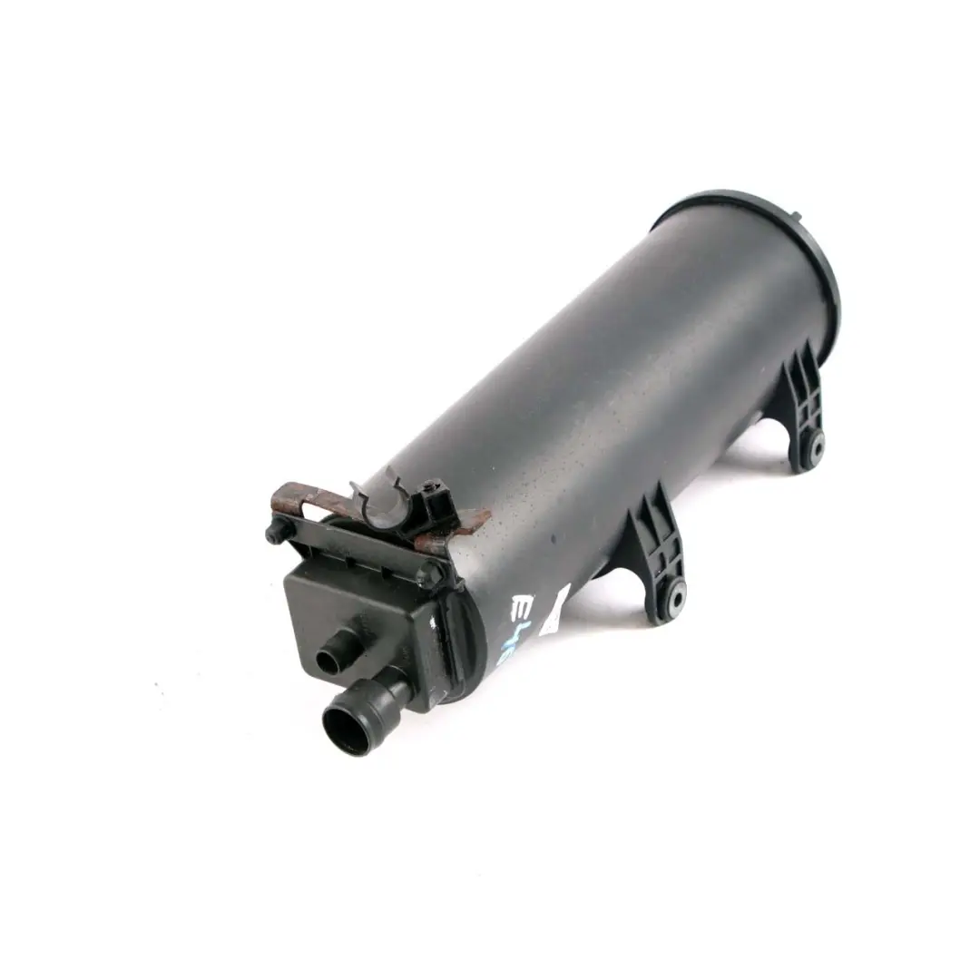 Filtro a carboni attivi Contenitore carbone benzina per BMW E46 con numero di parte 6753872 BMW E46 Filtro a carboni attivi Contenitore carbone benzina - SKU 6753872 - Numero di parte 6753872