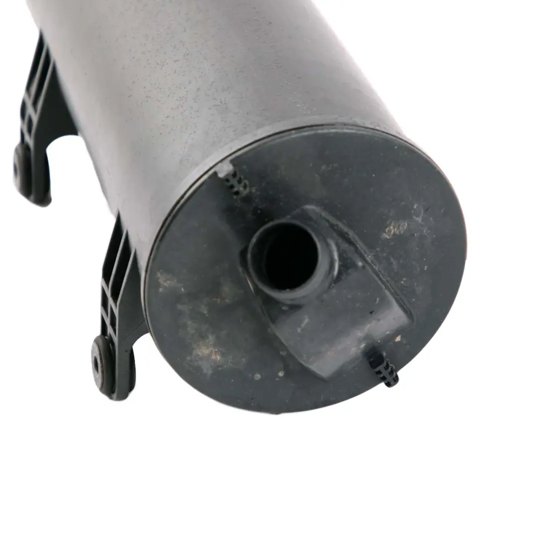 Activated Charcoal Filter Carbon Container Petrol to BMW E46 with Part number 6753872 BMW E46 Activated Charcoal Filter Carbon Container Petrol - SKU 6753872 - Part number 6753872