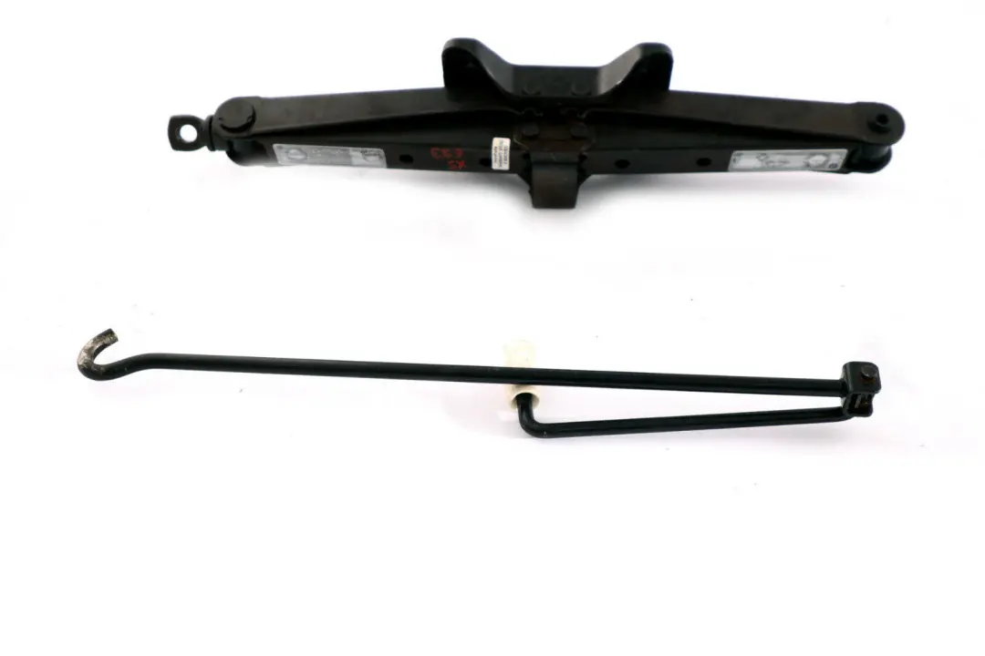 Cric Articule en Acier pour BMW X5 X6 Serie E53 E70 E71 à propos du numéro de pièce 6754372 BMW X5 X6 Serie E53 E70 E71 Cric Articule en Acier - SKU 6754372 - Numéro de pièce 6754372