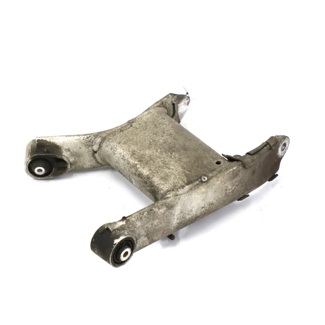 Radträger Swing hinten links Radteil Achshalter für BMW E39 mit Teilenummer 6755471 BMW E39 Radträger Swing hinten links Radteil Achshalter - SKU 6755471 - Teilenummer 6755471