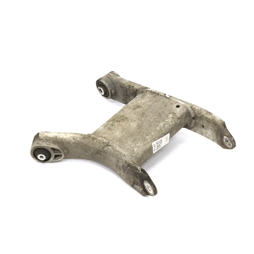 Soporte de rueda trasera derecha parte del eje de soporte para BMW E39 con número de pieza 6755472 BMW E39 Soporte de rueda trasera derecha parte del eje de soporte - SKU 6755472 - Número de pieza 6755472