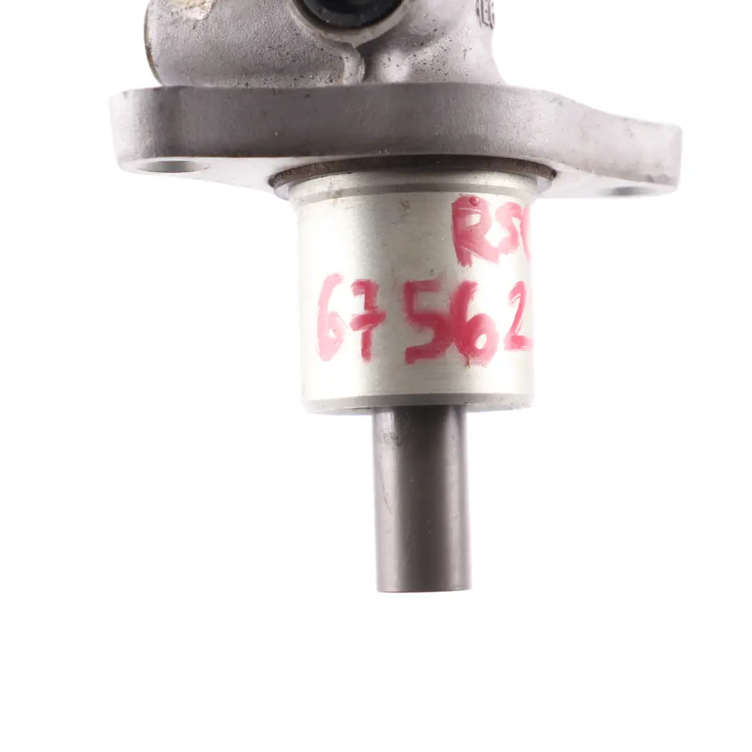 Brake Master Cylinder Pump to Mini Cooper One R50 with Part number 6756233 Mini Cooper One R50 Brake Master Cylinder Pump - SKU 6756233 - Part number 6756233