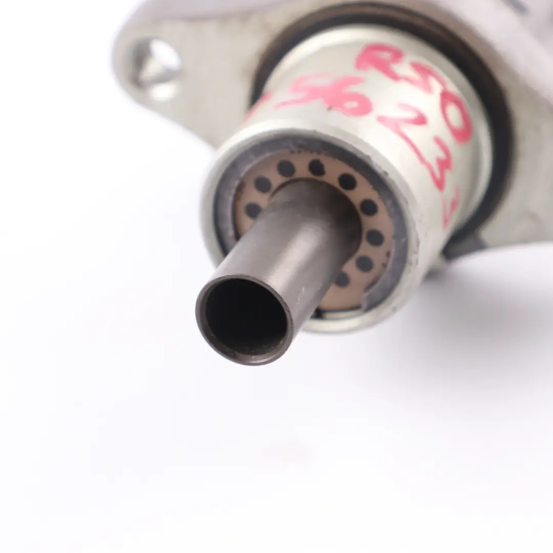 Brake Master Cylinder Pump to Mini Cooper One R50 with Part number 6756233 Mini Cooper One R50 Brake Master Cylinder Pump - SKU 6756233 - Part number 6756233