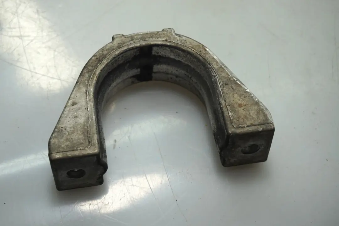 BMW E60 E61 E63 E65 Stabilizzatore Supporto Staffa Montaggio Anteriore - SKU 6757099 - Numero di parte 6757099