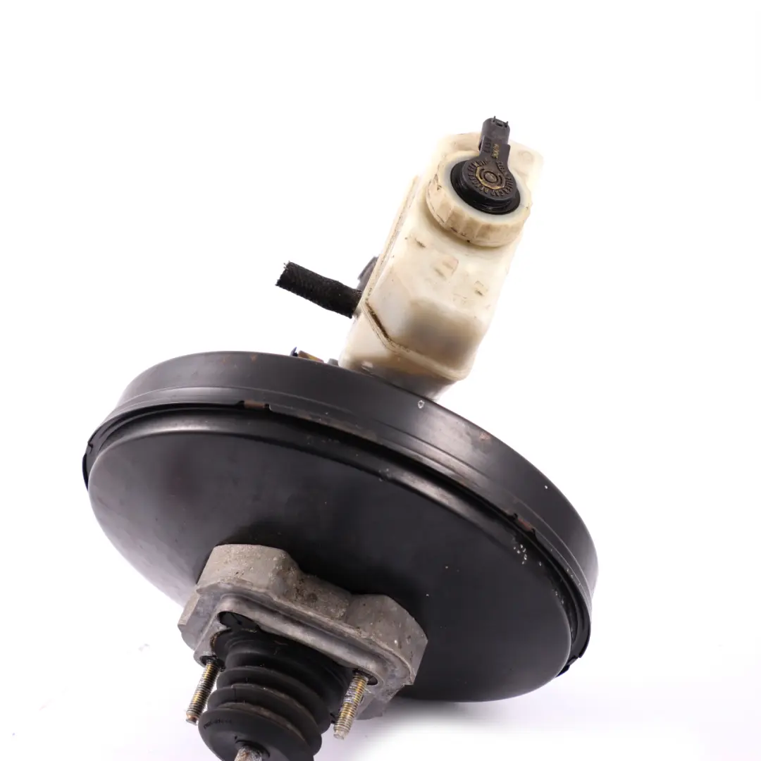 Brake Servo Unit Master Cylinder Expansion Tank to BMW 3 Series E46 with Part number 6757118 BMW 3 Series E46 Brake Servo Unit Master Cylinder Expansion Tank - SKU 6757118 - Part number 6757118