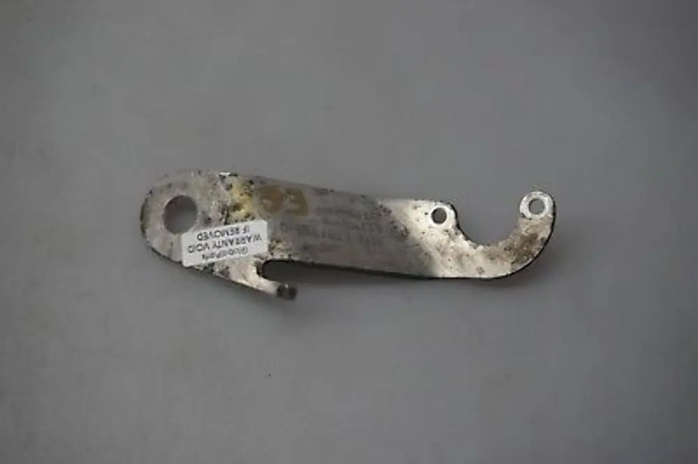 BMW 7 Series E65 E66 E67 Right Headlight Level Sensor Bracket Holder - SKU 6757560 - Part number 6757560