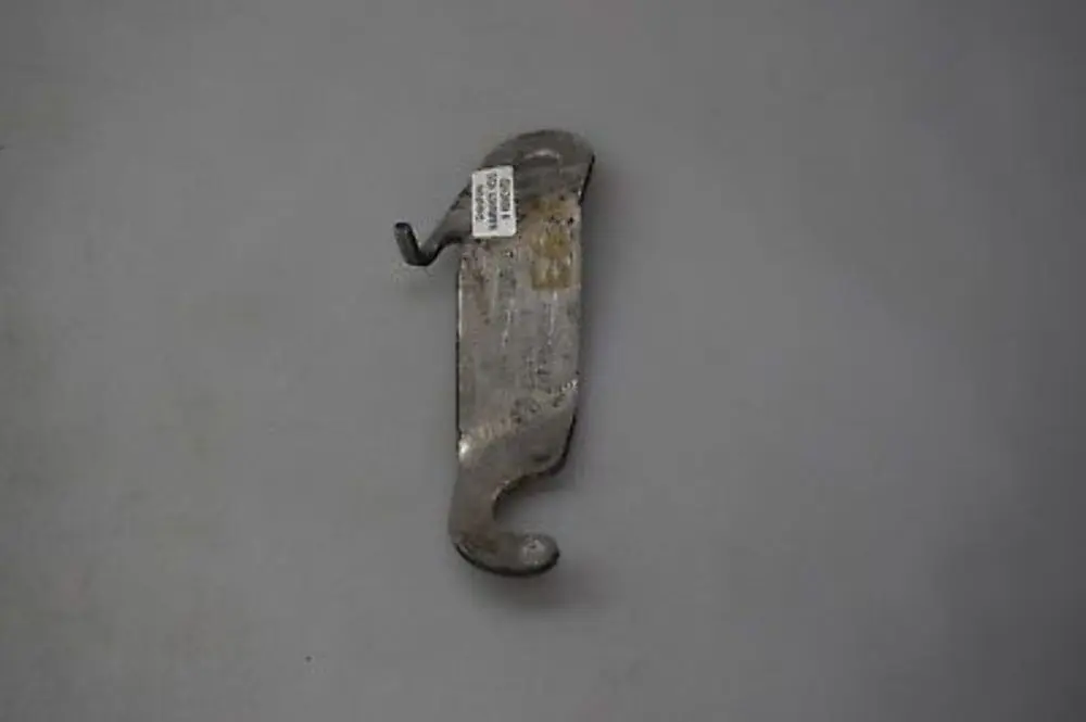 BMW 7 Series E65 E66 E67 Right Headlight Level Sensor Bracket Holder - SKU 6757560 - Part number 6757560