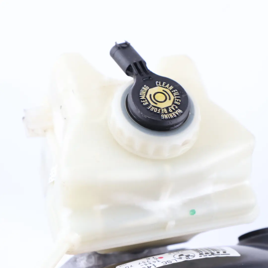 Brake Servo Unit Master Cylinder to BMW X5 E53 Power with Part number 6757706 BMW X5 E53 Power Brake Servo Unit Master Cylinder - SKU 6757706 - Part number 6757706
