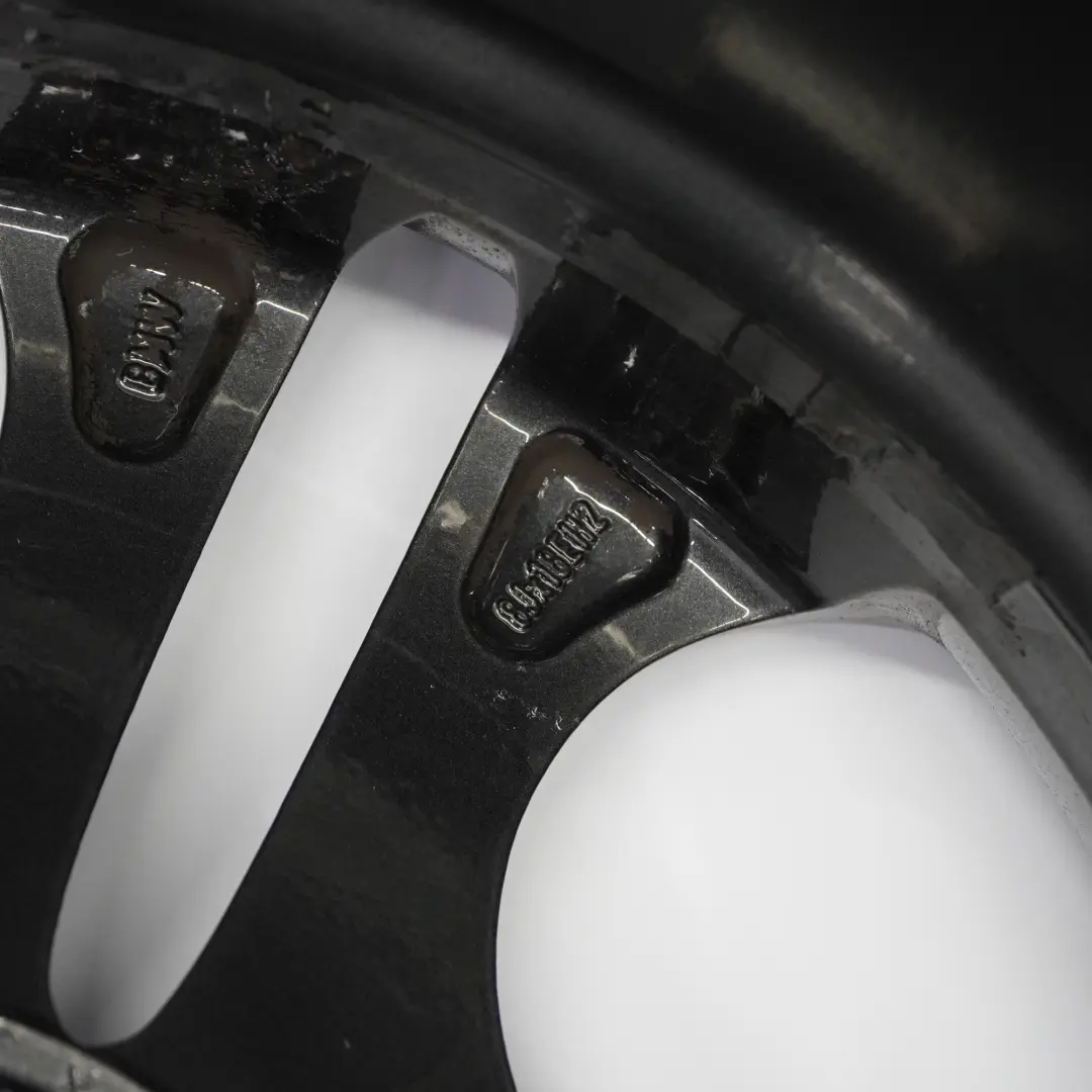 Jante avant alliage gris ferrique 18" Ellipsoid Styling 107 8J ET:47 pour BMW Z4 E85 à propos du numéro de pièce 6758192 BMW Z4 E85 Jante avant alliage gris ferrique 18" Ellipsoid Styling 107 8J ET:47 - SKU 6758192-3 - Numéro de pièce 6758192