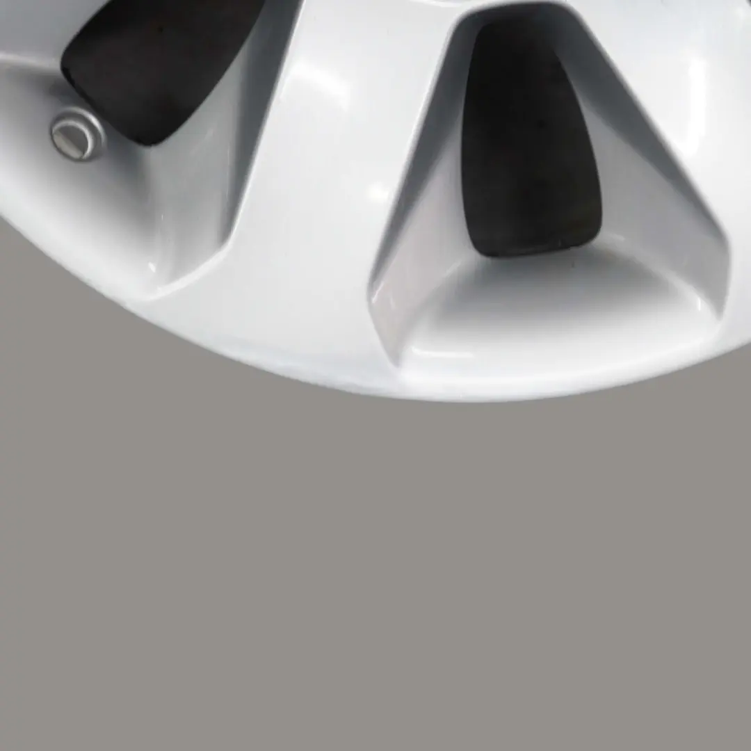 Silber Scheibenrad Leichtmetall 115 16" 7J ET:20 für BMW 5 er E60 E61 mit Teilenummer 6758774 BMW 5 er E60 E61 Silber Scheibenrad Leichtmetall 115 16" 7J ET:20 - SKU 6758774-4 - Teilenummer 6758774