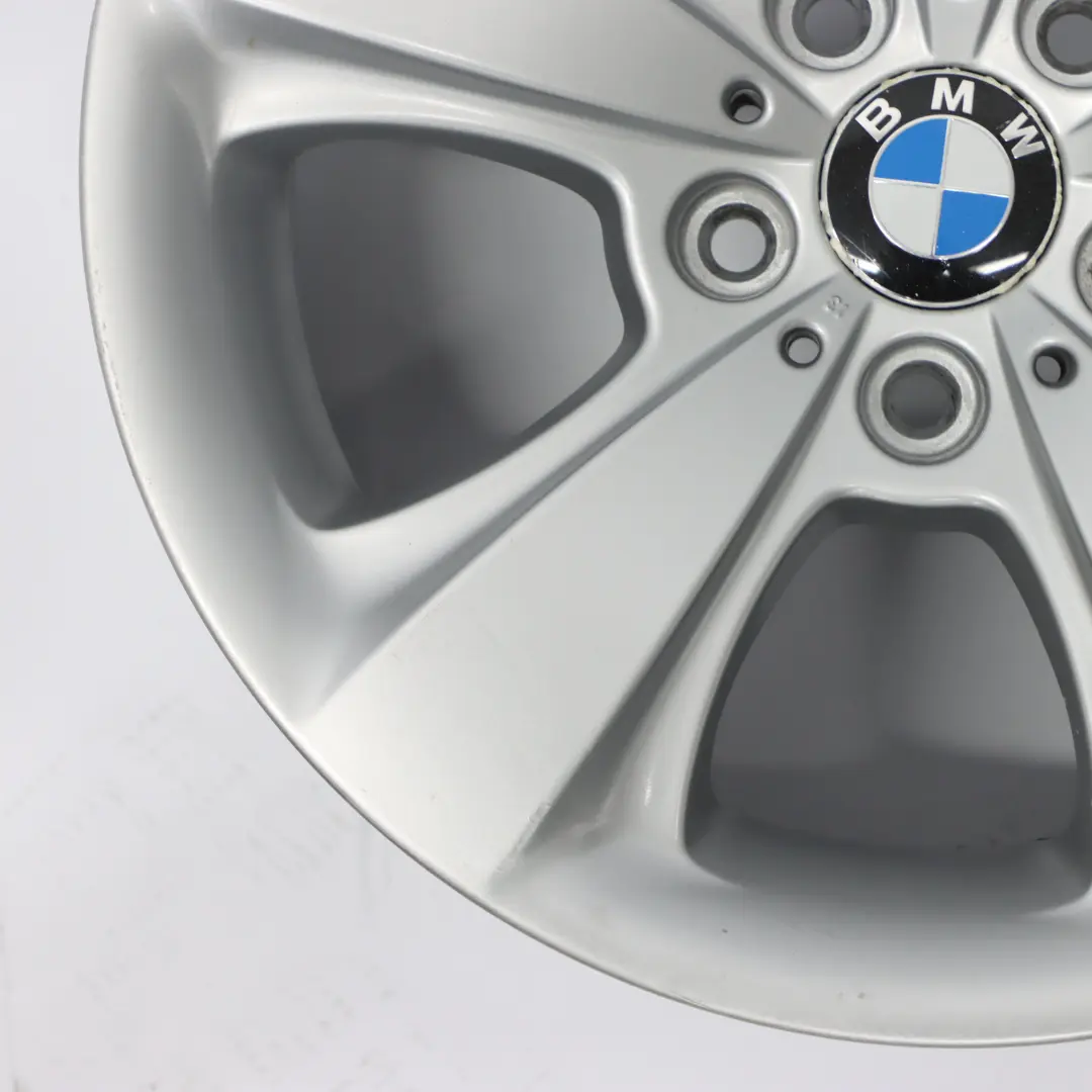 Silber Felge Alufelge 17" Sternspeiche 117 7,5J ET:14 für BMW E63 E64 mit Teilenummer 6758776 BMW E63 E64 Silber Felge Alufelge 17" Sternspeiche 117 7,5J ET:14 - SKU 6758776-1 - Teilenummer 6758776