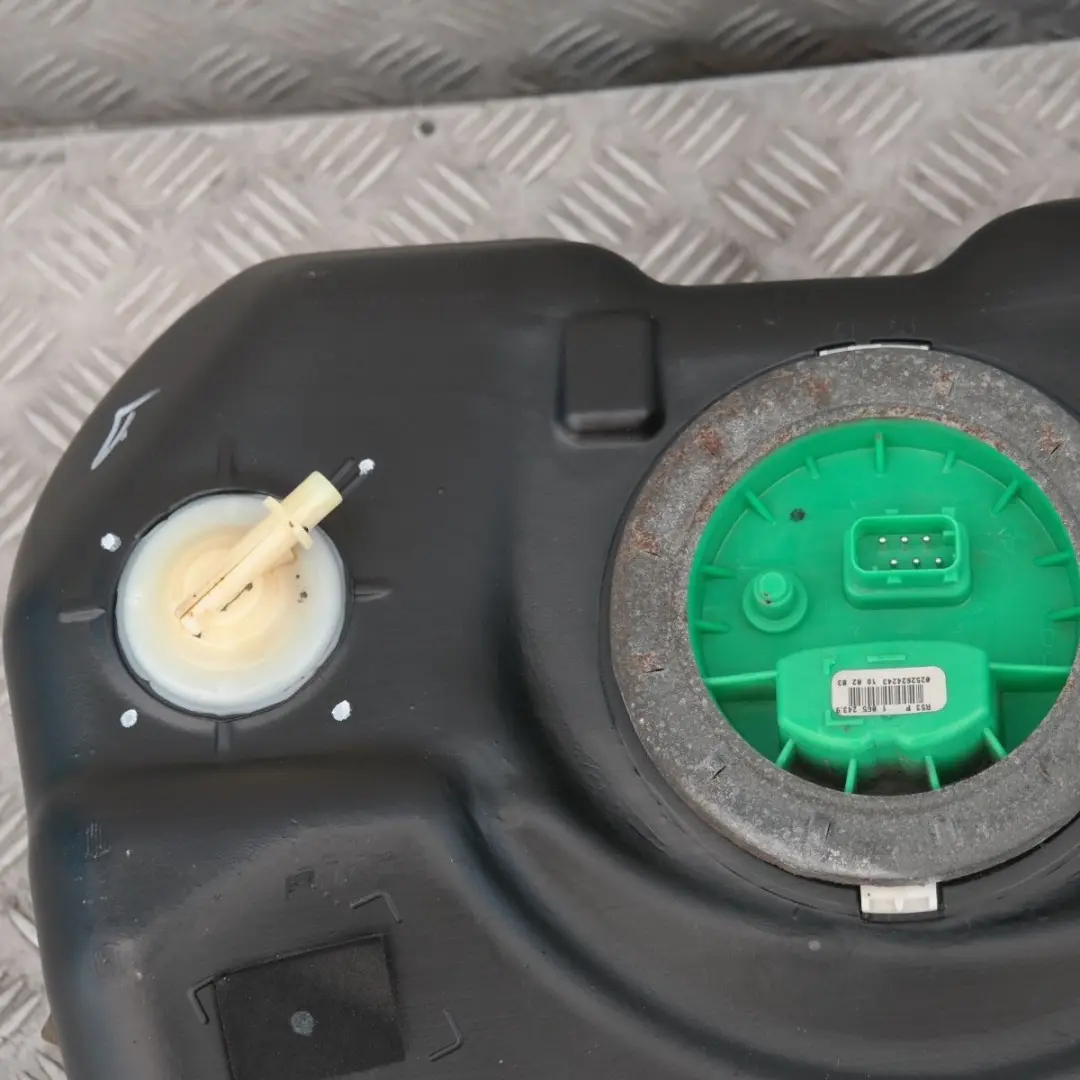 Kompletter Kraftstofftank mit Pumpen für Mini Cooper S R53 mit Teilenummer 6759959 Mini Cooper S R53 Kompletter Kraftstofftank mit Pumpen - SKU 6759959-1 - Teilenummer 6759959