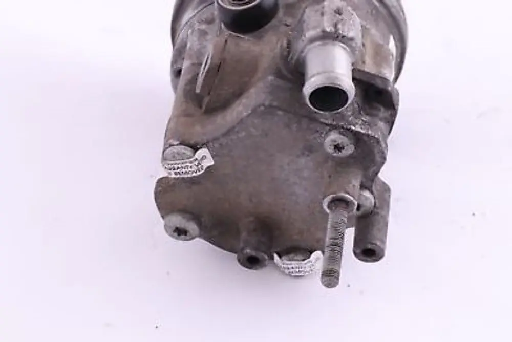 Steering Pump to BMW 7 Series E65 E66 Dynamic Drive Power with Part number 6760070 BMW 7 Series E65 E66 Dynamic Drive Power Steering Pump - SKU 6760070 - Part number 6760070
