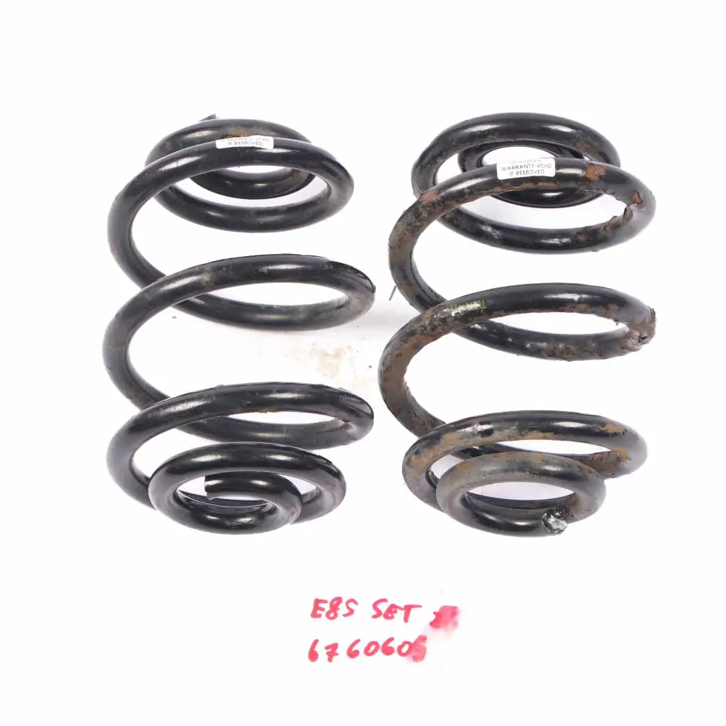 Juego de suspensión de muelle helicoidal trasero izquierdo derecho para BMW Z4 E85 con número de pieza 6760605 BMW Z4 E85 Juego de suspensión de muelle helicoidal trasero izquierdo derecho - SKU 6760605 - Número de pieza 6760605