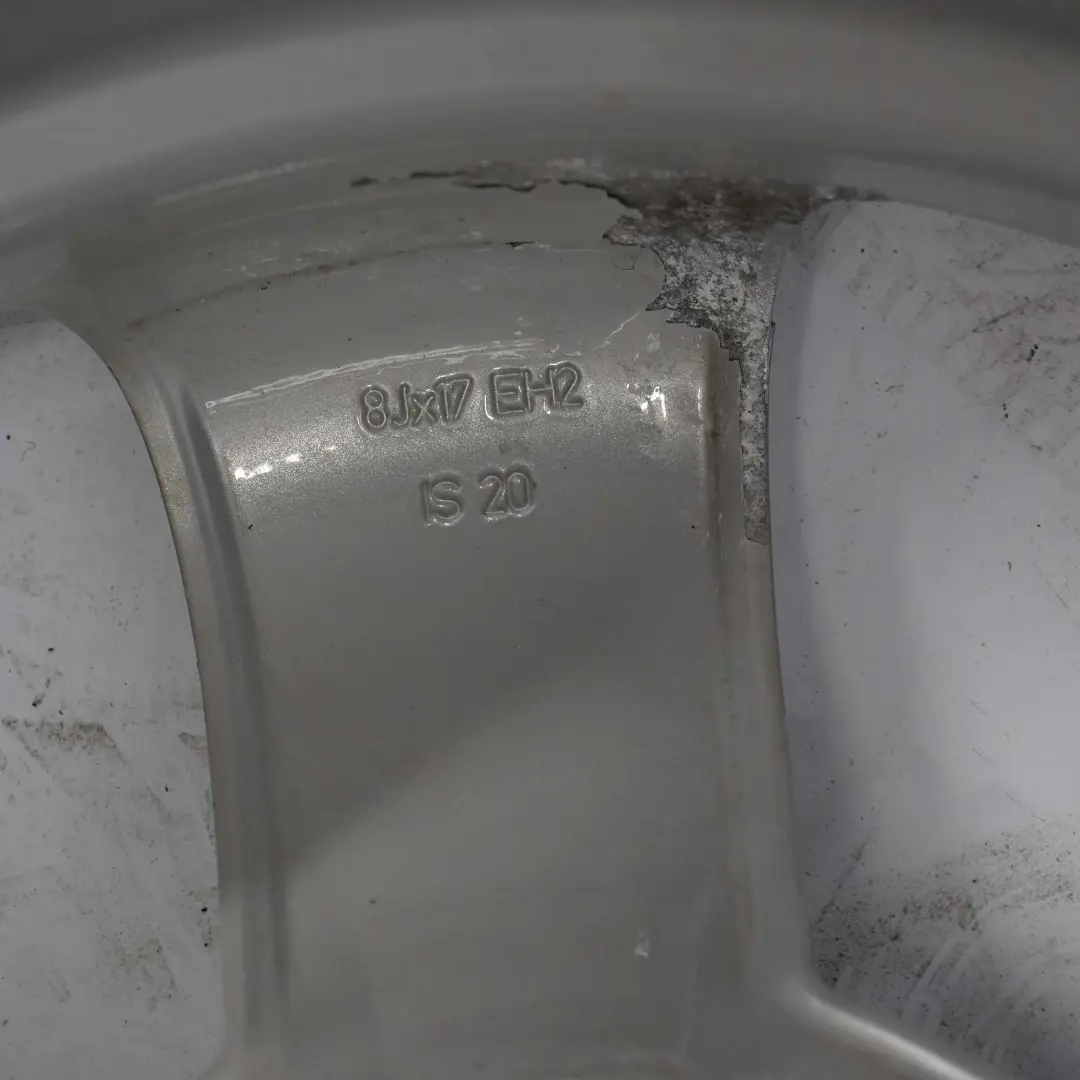 Reihe 4 E60 E61 Alufelge Alu Felge 17" Rad Sternspeiche 122 ET:20 8J für BMW 5 mit Teilenummer 6760615 BMW 5 Reihe 4 E60 E61 Alufelge Alu Felge 17" Rad Sternspeiche 122 ET:20 8J - SKU 6760615-4 - Teilenummer 6760615
