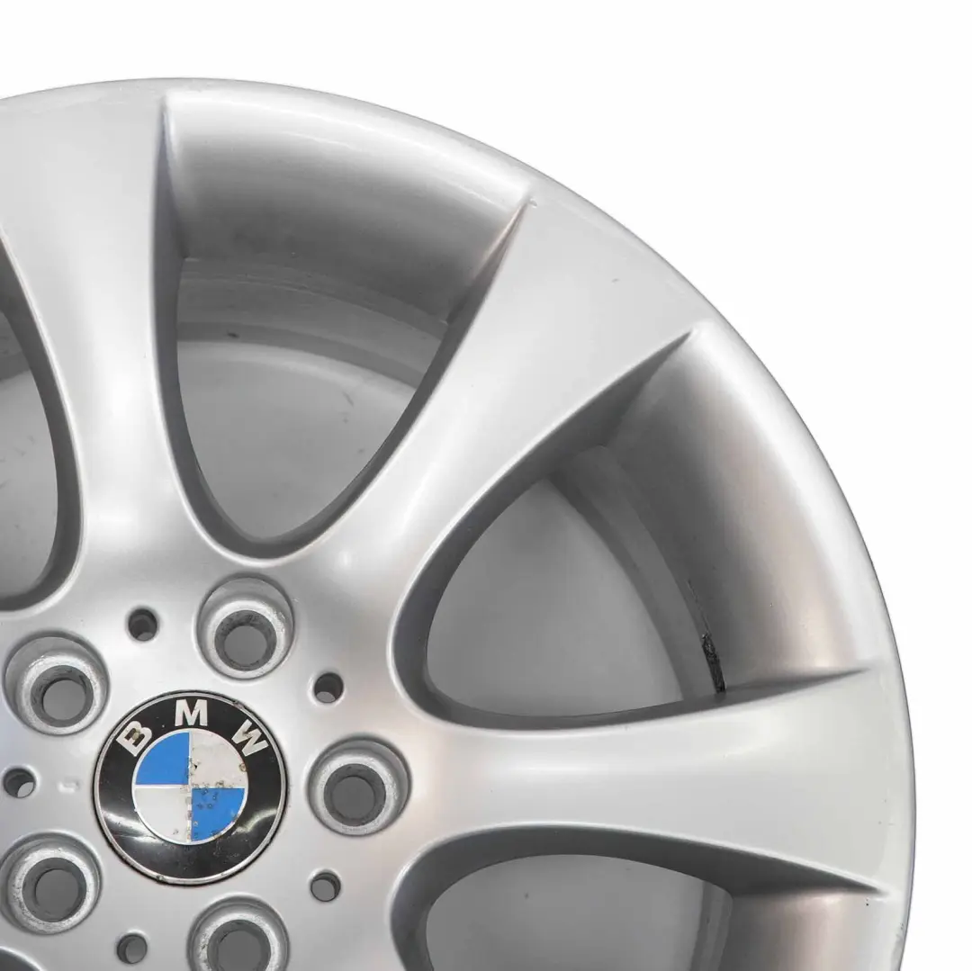 Silber Alu Felge Alufelge 18" Sternspeiche 124 9J ET:32 für BMW E60 mit Teilenummer 6760618 BMW E60 Silber Alu Felge Alufelge 18" Sternspeiche 124 9J ET:32 - SKU 6760618-2 - Teilenummer 6760618
