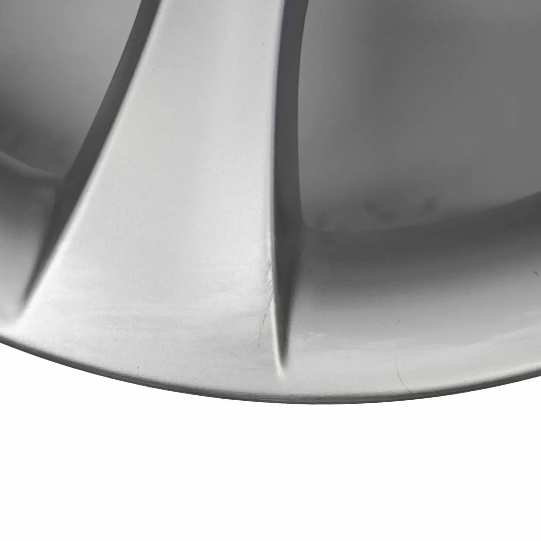 Jante en alliage arriere 18" ET:32 9J a rayons en etoile 124 pour BMW E60 à propos du numéro de pièce 6760618 BMW E60 Jante en alliage arriere 18" ET:32 9J a rayons en etoile 124 - SKU 6760618-2 - Numéro de pièce 6760618