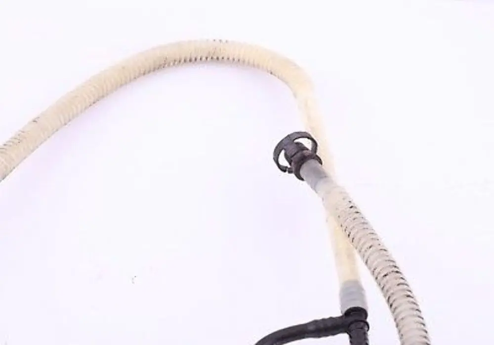  Tuyau résonateur conduite reniflard réservoir carburant BMW E60 E61 140892 - SKU 6760755 - Numéro de pièce 6760755