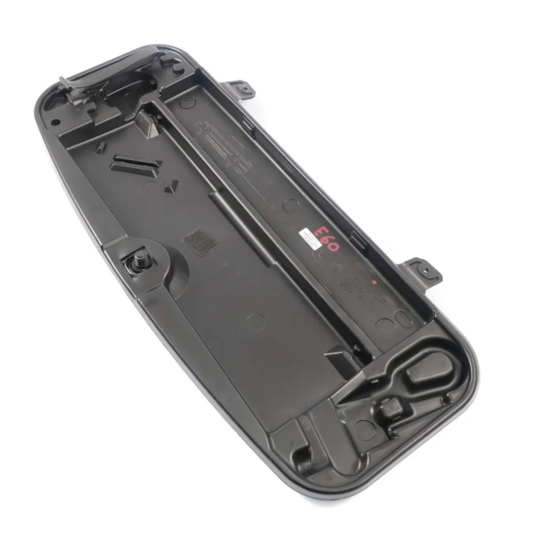 Pojemnik półka na narzędzia szary do BMW E60 E65 E67 o numerze 71116761420 BMW E60 E65 E67 Pojemnik półka na narzędzia szary - SKU 6761420 - Numer Części 71116761420