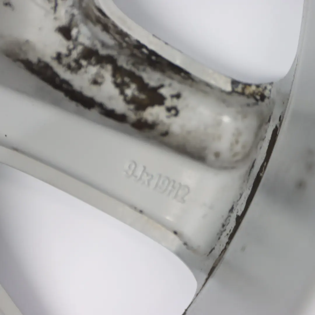 Llanta De Aleación Delantera 19" Radios En V 126 9J ET:24 para BMW E65 E66 con número de pieza 6761555 BMW E65 E66 Llanta De Aleación Delantera 19" Radios En V 126 9J ET:24 - SKU 6761555-2 - Número de pieza 6761555