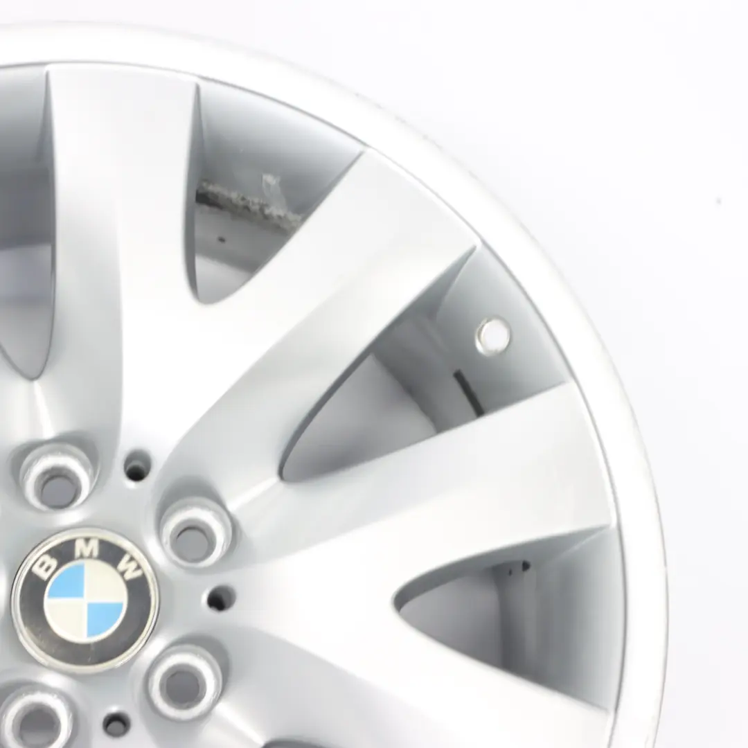Jante en alliage arrière 19" à rayons en V 126 10J ET:24 pour BMW E65 E66 à propos du numéro de pièce 6761556 BMW E65 E66 Jante en alliage arrière 19" à rayons en V 126 10J ET:24 - SKU 6761556-2 - Numéro de pièce 6761556