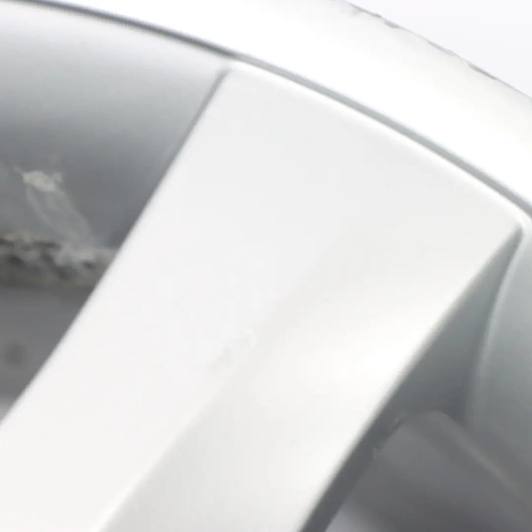 Cerchio posteriore in lega 19" a razze V 126 10J ET:24 per BMW E65 E66 con numero di parte 6761556 BMW E65 E66 Cerchio posteriore in lega 19" a razze V 126 10J ET:24 - SKU 6761556-2 - Numero di parte 6761556