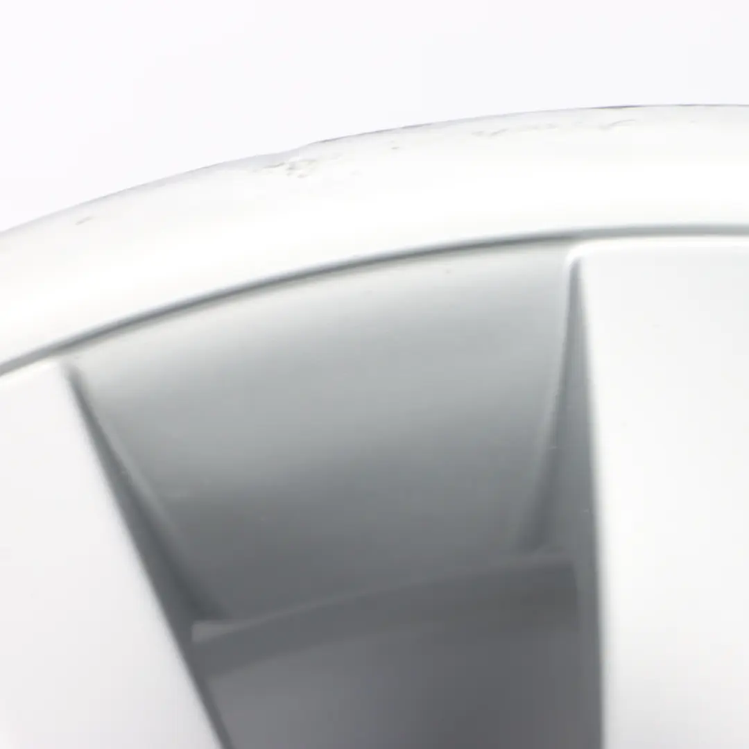 Jante en alliage arrière 19" à rayons en V 126 10J ET:24 pour BMW E65 E66 à propos du numéro de pièce 6761556 BMW E65 E66 Jante en alliage arrière 19" à rayons en V 126 10J ET:24 - SKU 6761556-2 - Numéro de pièce 6761556