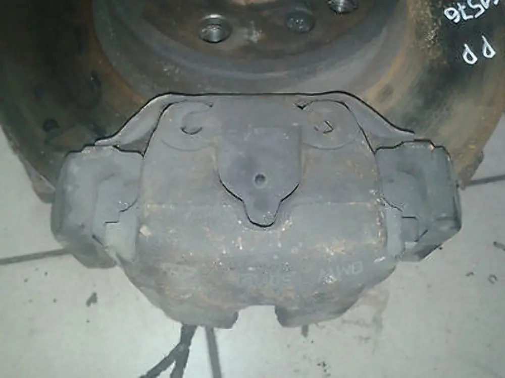 BMW X5 Series E53 Complete Front Right Brake Disc Caliper Housing Carrier O/S - SKU 6761576 - Part number 31216761576