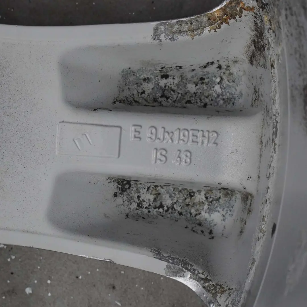 BMW X5 Series E53 Front Silver Wheel Alloy Rim 19" Star Spoke 132 9J ET:48 - SKU 6761931-3 - Part number 6761931