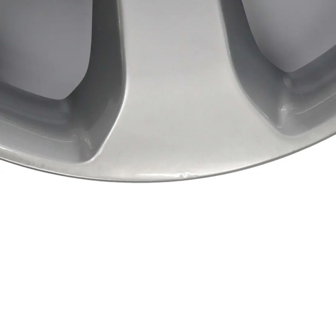 Front Silver Wheel Alloy Rim 19" Star Spoke 132 9J ET:48 to BMW X5 Series E53 with Part number 6761931 BMW X5 Series E53 Front Silver Wheel Alloy Rim 19" Star Spoke 132 9J ET:48 - SKU 6761931 - Part number 6761931
