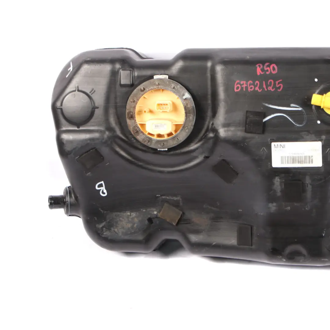 W17 Complete Fuel Tank Diesel to Fuel Tank Mini One D R50 with Part number 6762125 Fuel Tank Mini One D R50 W17 Complete Fuel Tank Diesel - SKU 6762125 - Part number 6762125