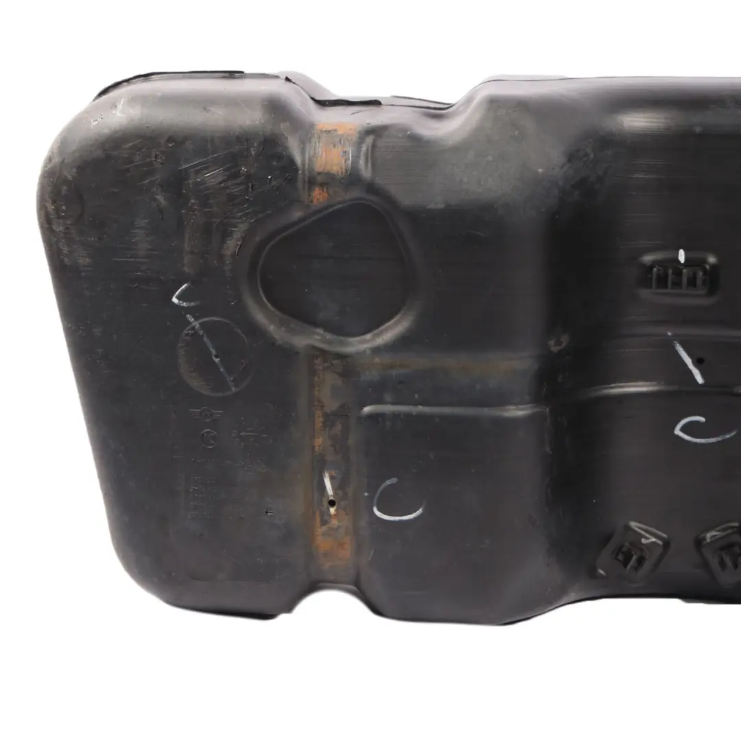W17 Complete Fuel Tank Diesel to Fuel Tank Mini One D R50 with Part number 6762125 Fuel Tank Mini One D R50 W17 Complete Fuel Tank Diesel - SKU 6762125 - Part number 6762125