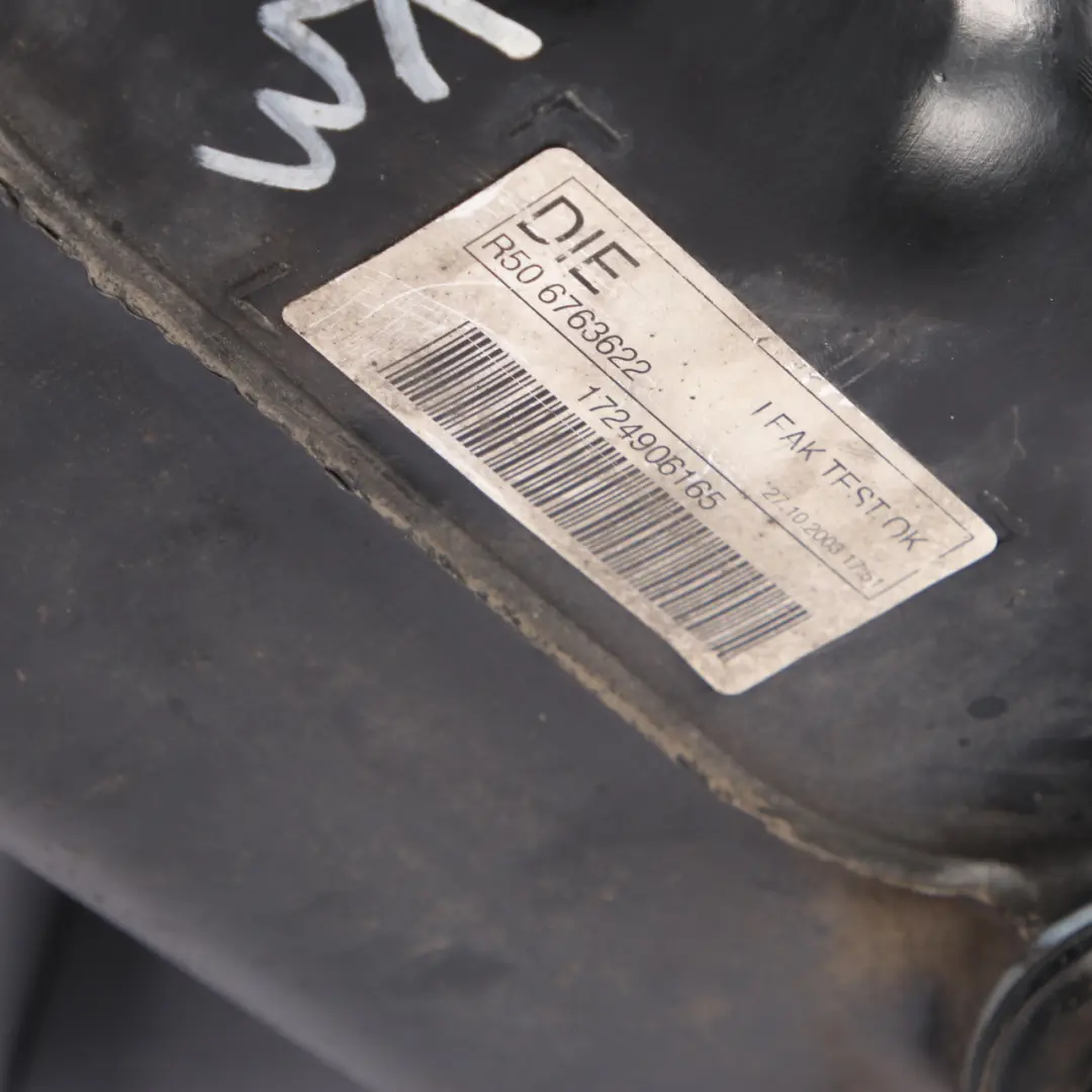 W17 Complete Fuel Tank Diesel to Fuel Tank Mini One D R50 with Part number 6762125 Fuel Tank Mini One D R50 W17 Complete Fuel Tank Diesel - SKU 6762125 - Part number 6762125