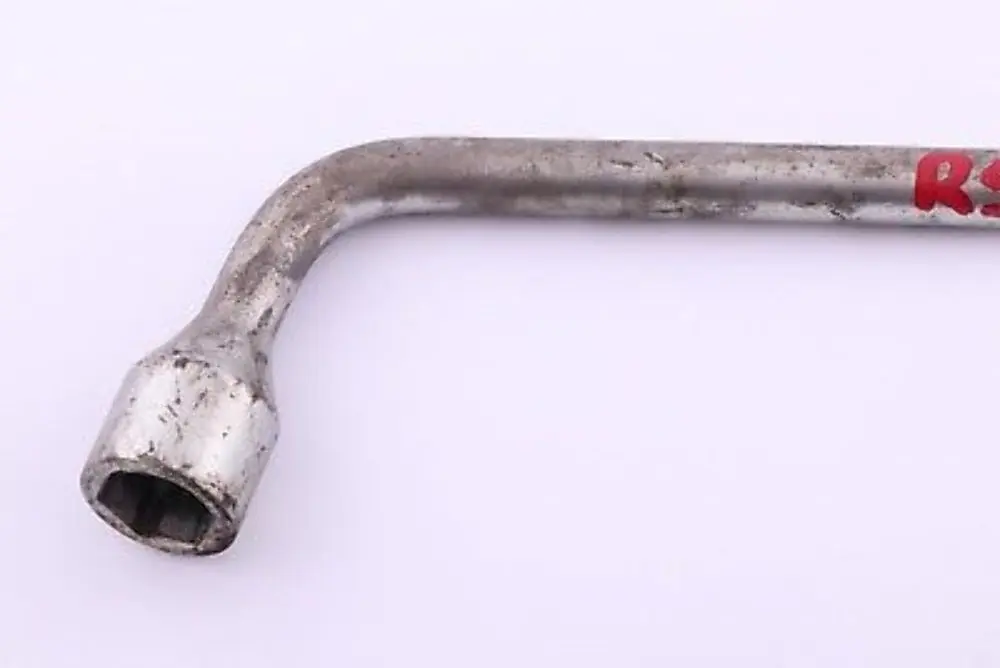 Llave De tuercas De rueda 6762182 para Mini One R50 R35 R56 R57 R58 R59 R60 R61 con número de pieza 6779731 Mini One R50 R35 R56 R57 R58 R59 R60 R61 Llave De tuercas De rueda 6762182 - SKU 6762182-1 - Número de pieza 6779731