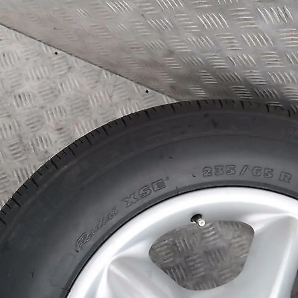 BMW X5 SERIES E53 Wheel Alloy Rim 17" with NEW Tyre Star Spoke 57 7,5J x17 ET:40 - SKU 6762330-1 - Part number 36111096159