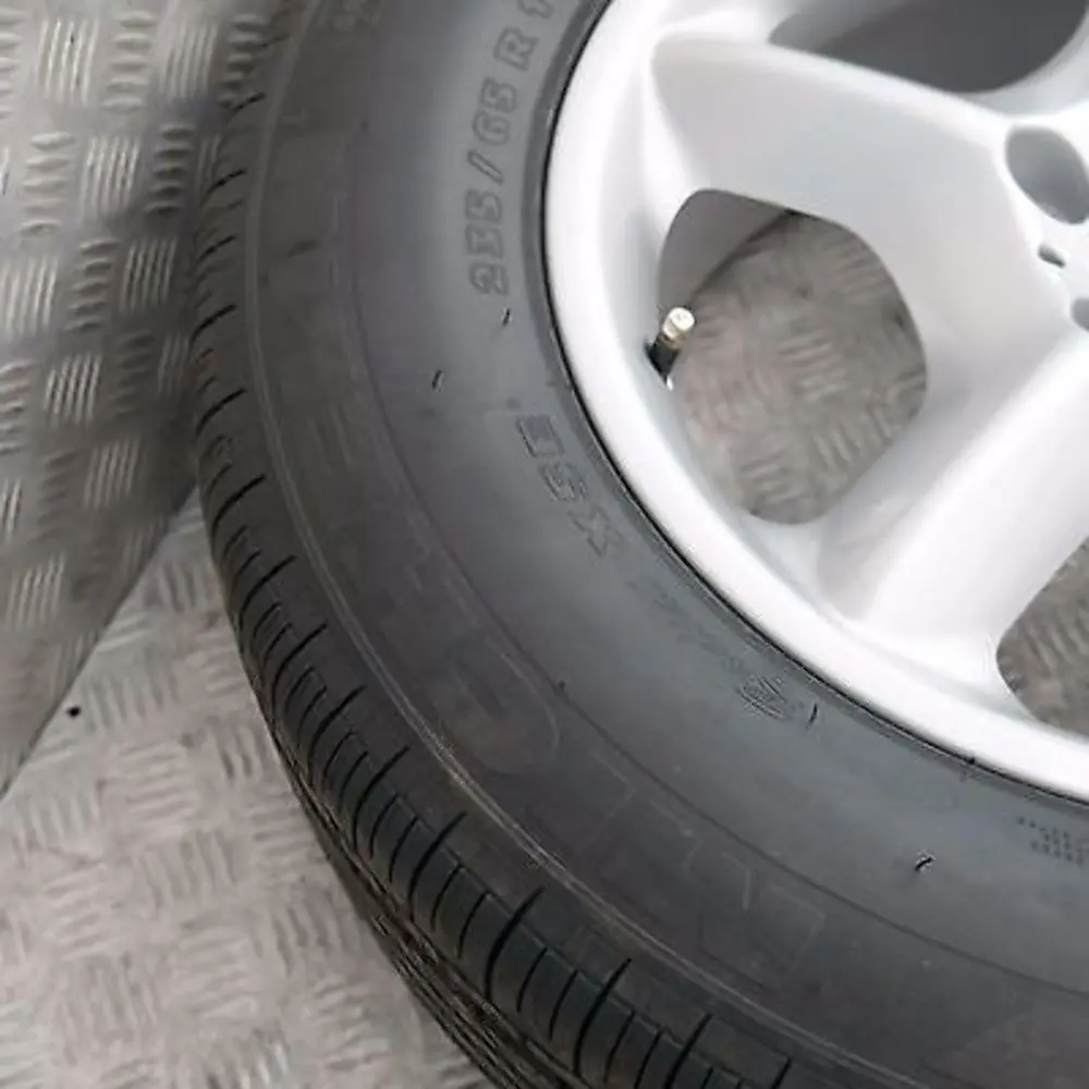 Alloy Rim 17" with NEW Tyre Star Spoke 57 7,5J x17 ET:40 to BMW X5 SERIES E53 Wheel with Part number 36111096159 BMW X5 SERIES E53 Wheel Alloy Rim 17" with NEW Tyre Star Spoke 57 7,5J x17 ET:40 - SKU 6762330-1 - Part number 36111096159