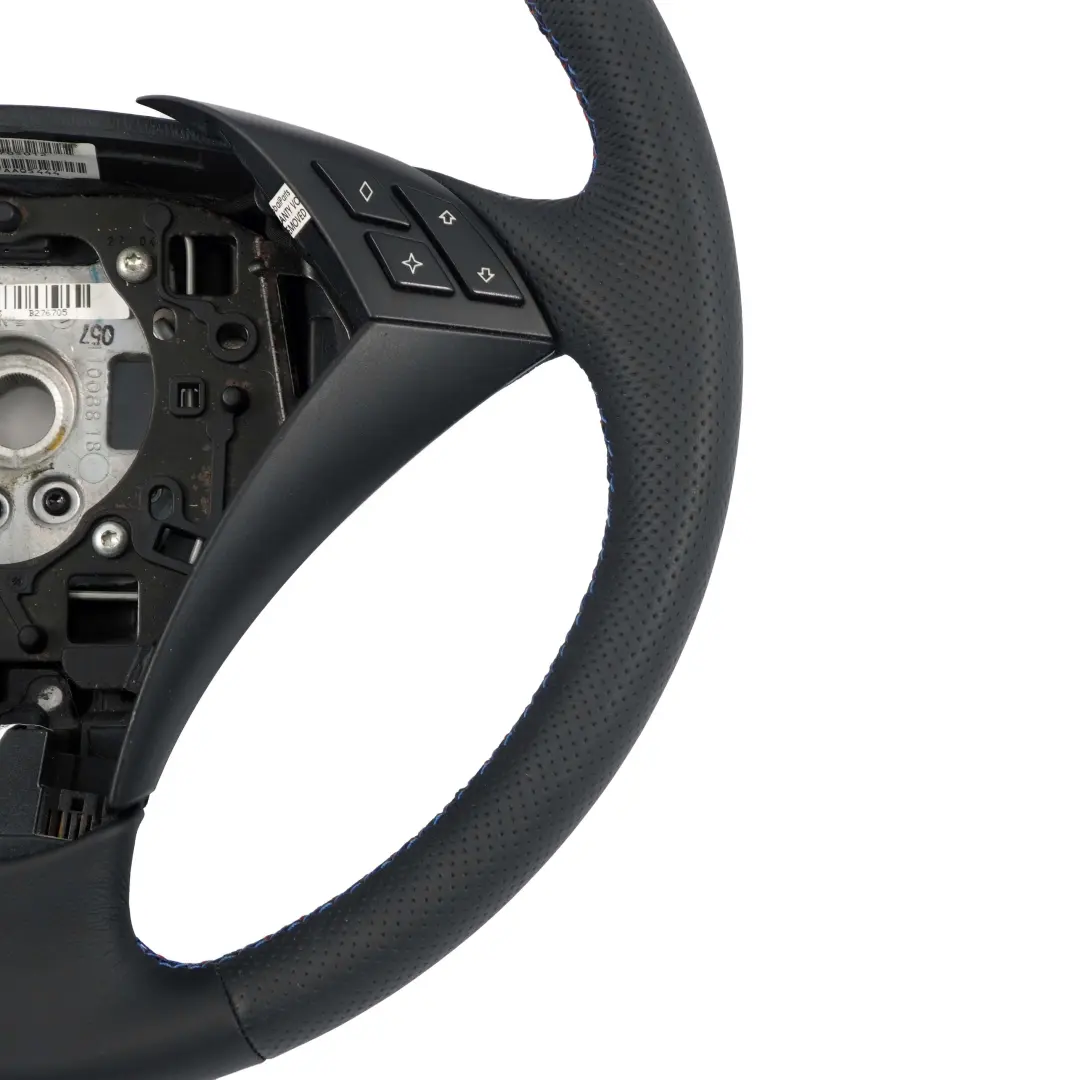 NUOVA Pelle Nera Volante M-tricolori Fili per BMW E60 E61 con numero di parte 6763359 BMW E60 E61 NUOVA Pelle Nera Volante M-tricolori Fili - SKU 6763359 - Numero di parte 6763359