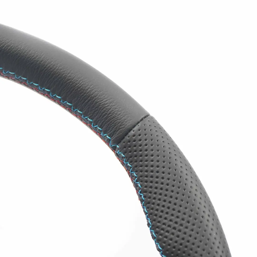 NOUVEAU Volant Multifonctions en Cuir Noir M-Sport Look pour BMW Z4 E85 Roadster à propos du numéro de pièce 6763532 BMW Z4 E85 Roadster NOUVEAU Volant Multifonctions en Cuir Noir M-Sport Look - SKU 6763532-1 - Numéro de pièce 6763532