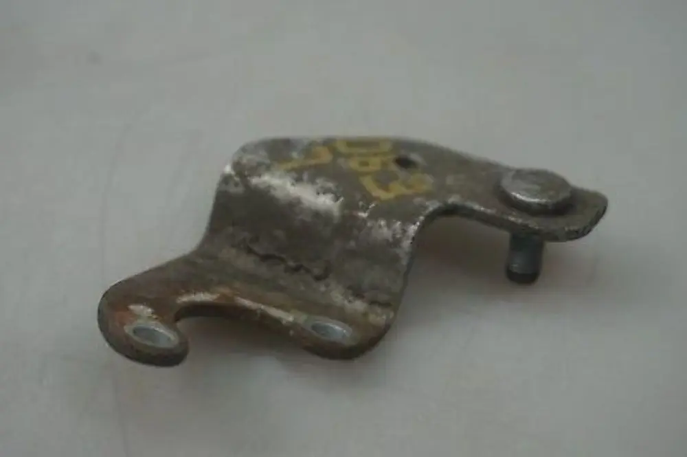 BMW 1 3 Series E81 E87 E90 E91 E92 E93 Left Ride Height Sensor Bracket N/S - SKU 6763593-1 - Part number 6763593