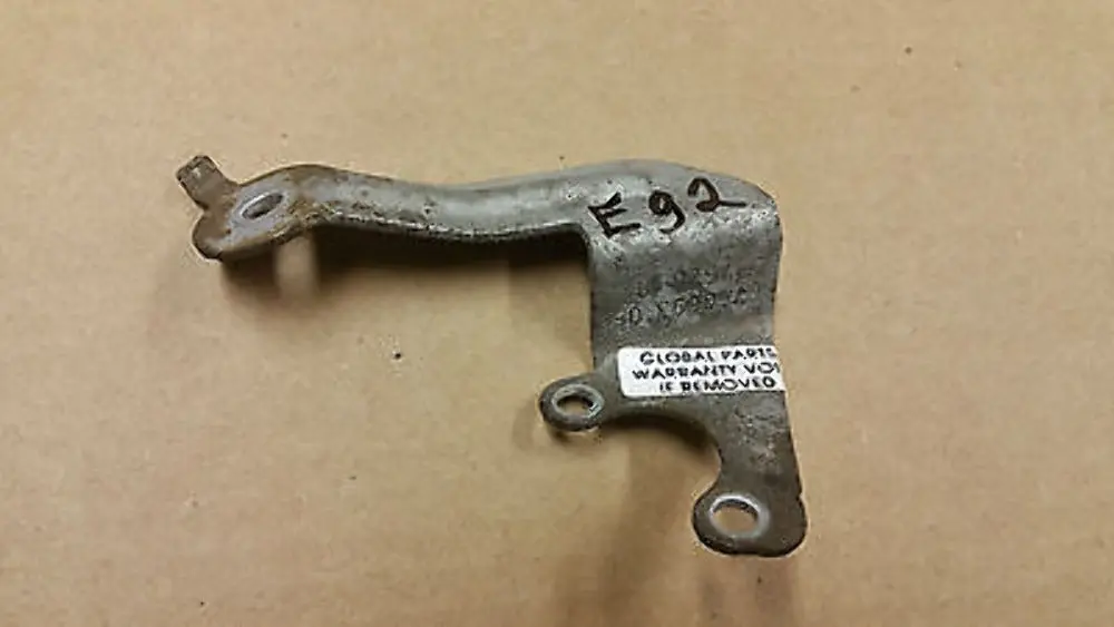 SUPPORT CAPTEUR HAUTEUR CONDUITE GAUCHE pour BMW 1 3 E81 E87 E90 E91 E92 E93 LCI à propos du numéro de pièce 37146763593 BMW 1 3 E81 E87 E90 E91 E92 E93 LCI SUPPORT CAPTEUR HAUTEUR CONDUITE GAUCHE - SKU 6763593 - Numéro de pièce 37146763593