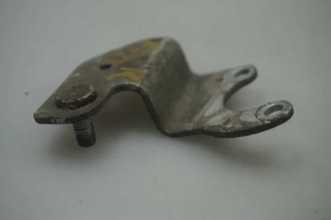 Halter Höhenstandssensor rechts für BMW 1 3 er 1 E81 E87 E90 E91 E92 E93 mit Teilenummer 6763734 BMW 1 3 er 1 E81 E87 E90 E91 E92 E93 Halter Höhenstandssensor rechts - SKU 6763734-1 - Teilenummer 6763734