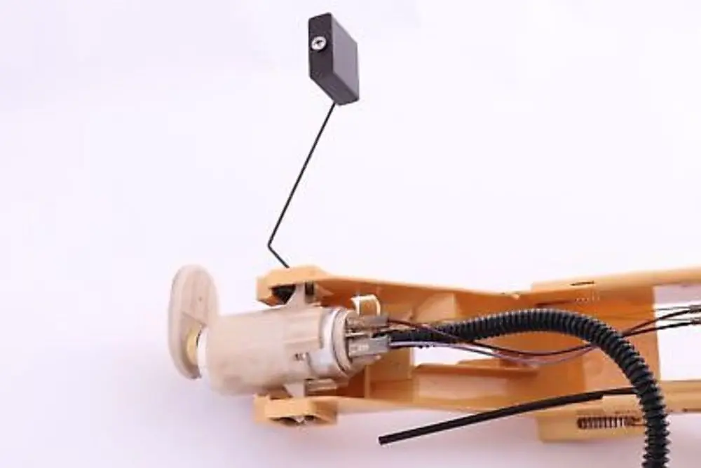 M57 In Tank Fuel Pump Sender Delivery Unit Right 1184928 to BMW X5 E53 3.0d with Part number 16116763817 BMW X5 E53 3.0d M57 In Tank Fuel Pump Sender Delivery Unit Right 1184928 - SKU 6763817 - Part number 16116763817