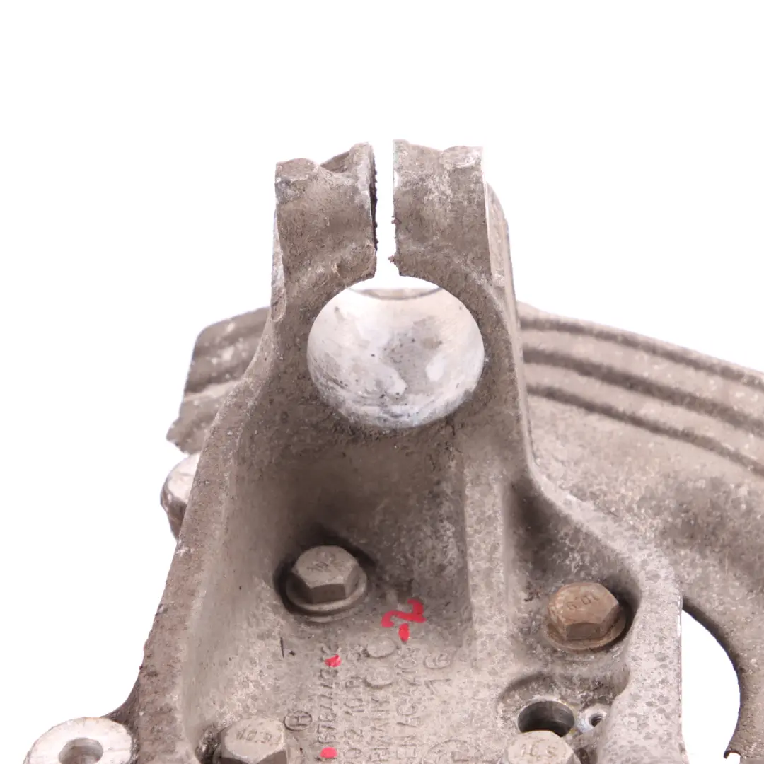  Portarruedas BMW E87 E90 Suspensión Delantera Izquierda Cubo Montaje Eje Rótula - SKU 6764443-2 - Número de pieza 6765157