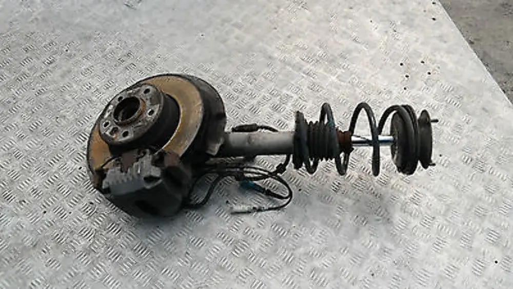 BMW 5 Series E60 FRONT LEFT SPRING STRUT HUB LEG BRAKE CALLIPER DISC SET N/S - SKU 6764457-1 - Part number 31326764457