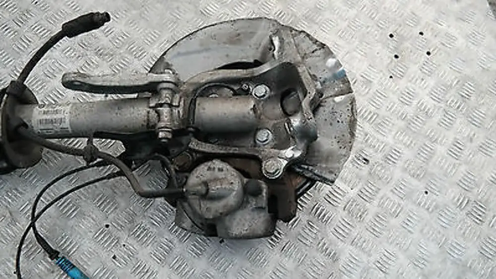 M54 Amortisseur a L'Avant Gauche Boitier D?etrier de Frein BMW 5 E60 525i - SKU 6764457-1 - Numéro de pièce 31326764457