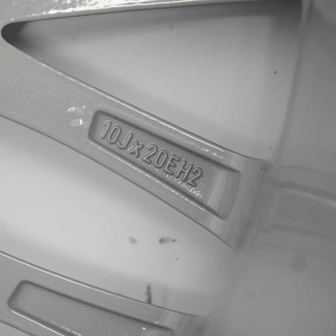 Silberne Hinter rad felge 20" 10J ET:24 Y-Speiche 149 für BMW E65 mit Teilenummer 6764864 BMW E65 Silberne Hinter rad felge 20" 10J ET:24 Y-Speiche 149 - SKU 6764864-2 - Teilenummer 6764864