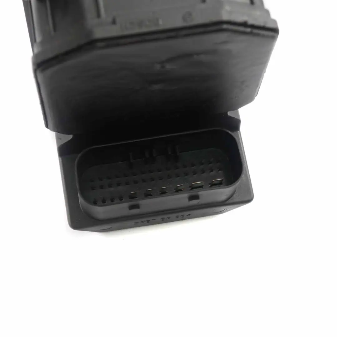 Pompa ABS DSC 6765428 do BMW X5 E53 o numerze 34516765430 BMW X5 E53 Pompa ABS DSC 6765428 - SKU 6765430 - Numer Części 34516765430
