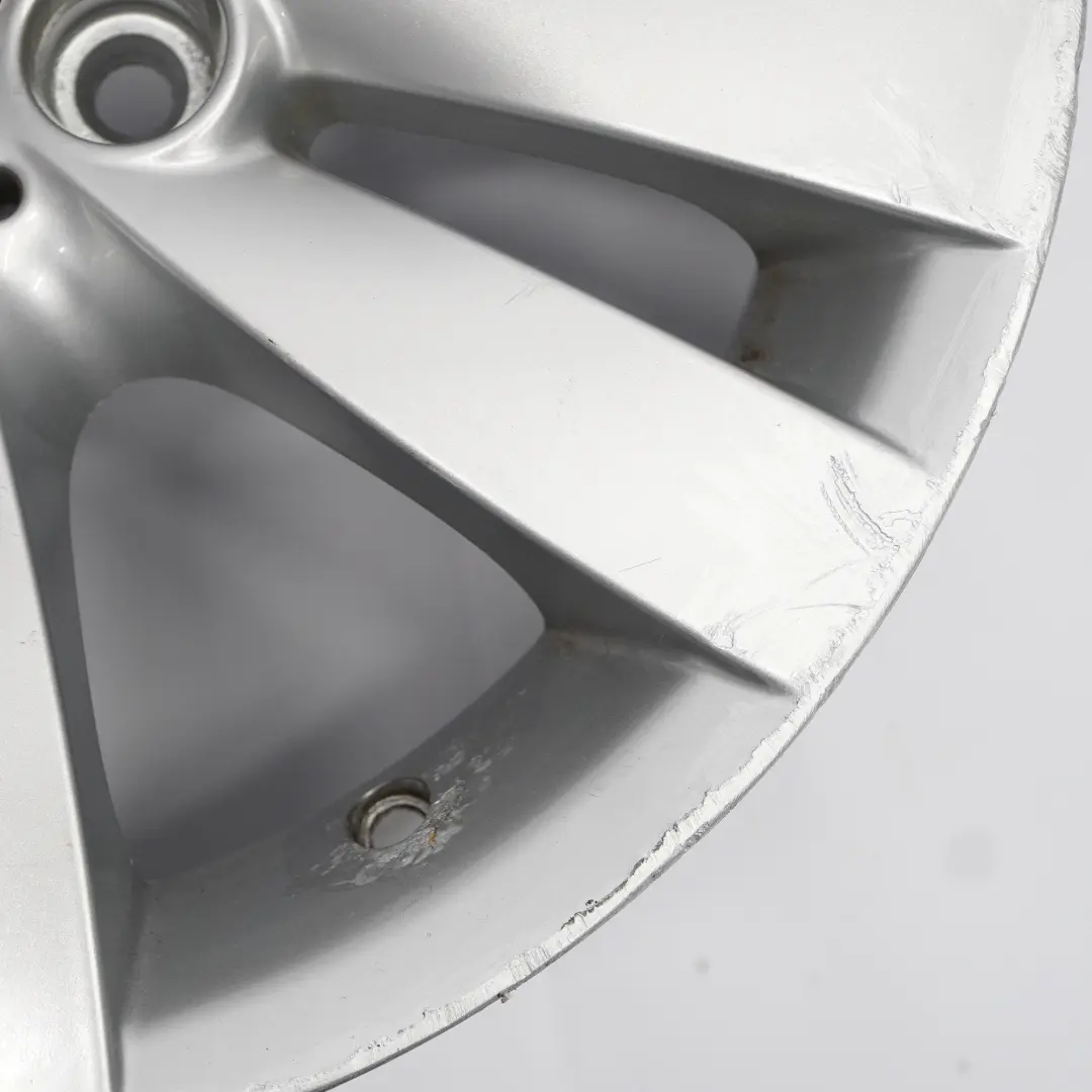 Felga Aluminiowa 17" ET:37 8,5J do BMW E90 E92 o numerze 6765815 BMW E90 E92 Felga Aluminiowa 17" ET:37 8,5J - SKU 6765815-2 - Numer Części 6765815