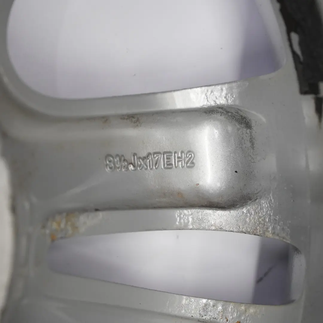 Felga Aluminiowa 17" ET:37 8,5J do BMW E90 E92 o numerze 6765815 BMW E90 E92 Felga Aluminiowa 17" ET:37 8,5J - SKU 6765815-2 - Numer Części 6765815